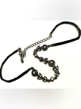 Women’s Unique Black Cubic Zirconia CZ Leaf Style Necklace Choker Style